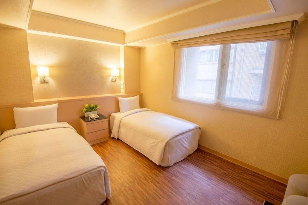 Good Life Hotel - Shang Hwa Taipei Exterior photo